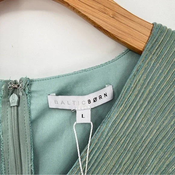 Baltic Born Devlyn Pleated Dress in Blue Sage Shimmer Size L - Picture 8 of 16